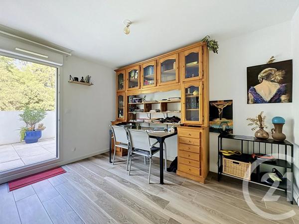 Appartement F3 à vendre  3 pièces - 80 m 2   ST AUNES  - 34