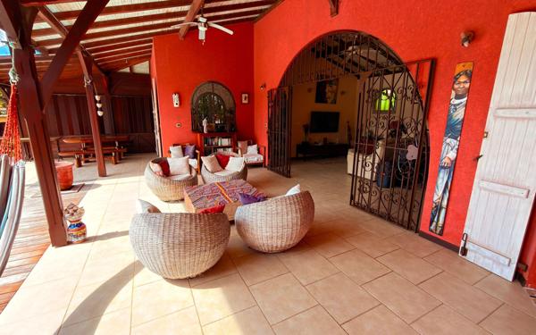 Maison à vendre    4 pièces •  Les Trois-Îlets