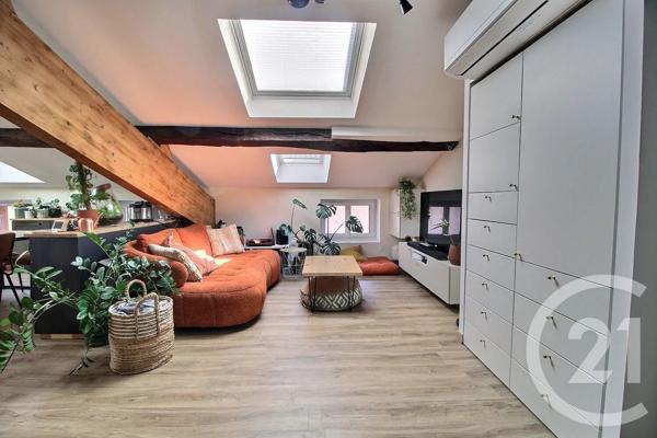 Appartement à vendre  3 pièces - 61,50 m 2   MONTLUEL  - 01