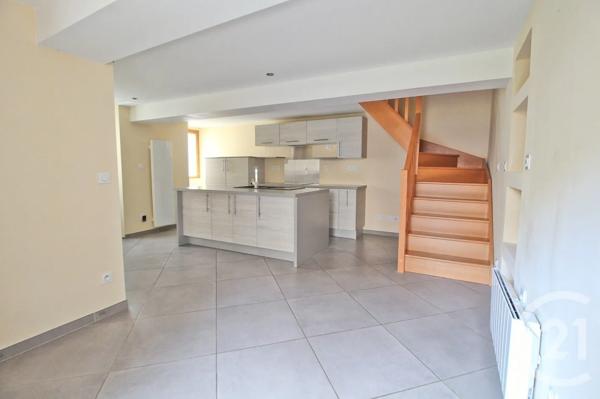 Appartement à vendre  3 pièces - 61,50 m 2   MONTLUEL  - 01