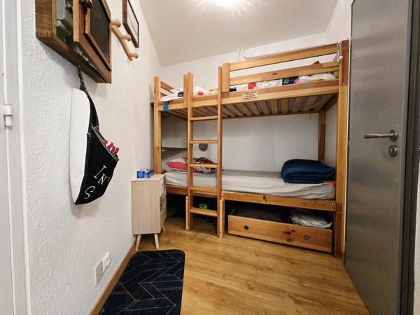 PRA LOUP 1600 – Superbe appartement entièrement rénové avec vue pistes !