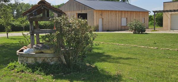 Maison contemporaine à ROSNAY (36300)