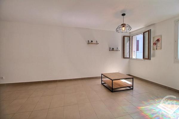 Appartement F4 à vendre  4 pièces - 95,94 m2 EVIAN LES BAINS - 74
