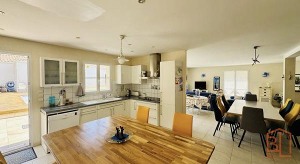 Royan – Ensemble immobilier d’exception au cœur du Parc de Vallières, à deux pas de la Grande Conche