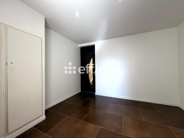Loft
         5 pièces
        - 288 m² Bien prestige 1 293 750 €*