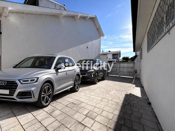 Loft
         5 pièces
        - 288 m² Bien prestige 1 293 750 €*