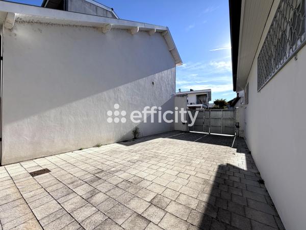 Loft
         5 pièces
        - 288 m² Bien prestige 1 293 750 €*