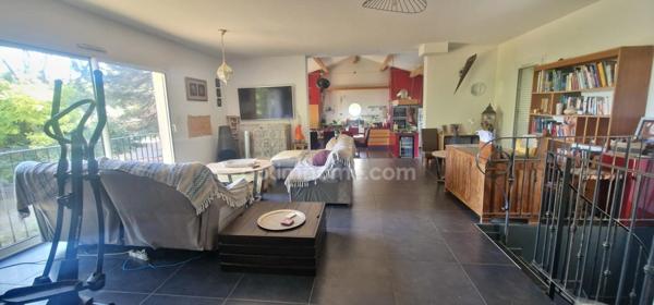Grande villa T5 avec gite T2 en pleine nature!