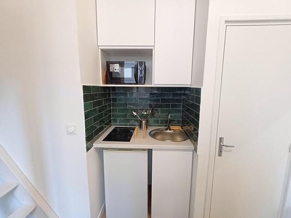 rue Clocheville - appartement meublé avec cour privée