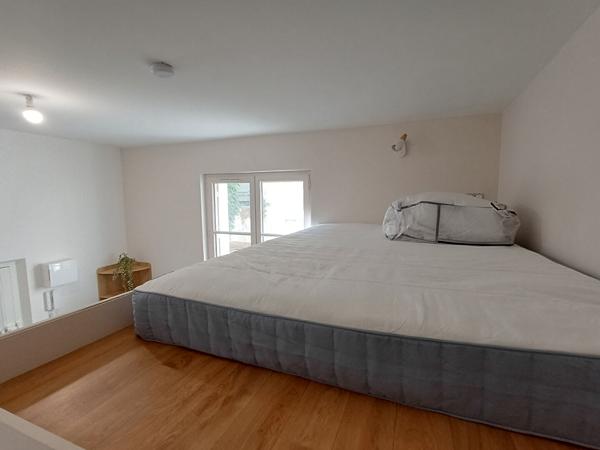 rue Clocheville - appartement meublé avec cour privée