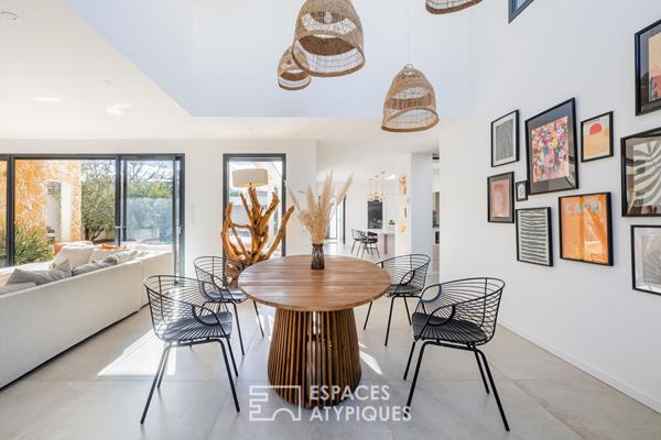 Maison d’architecte solaire avec piscine