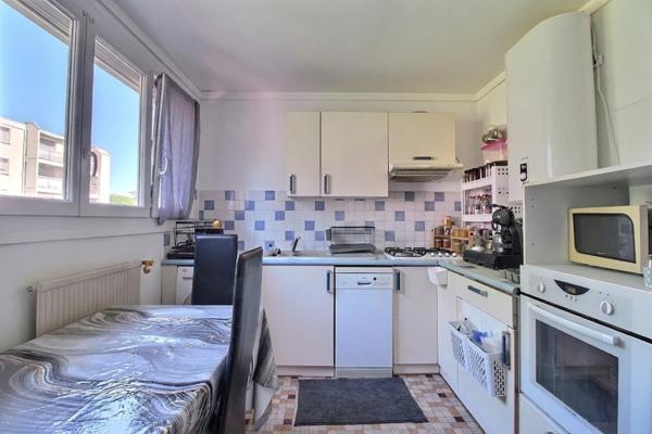 Appartement Montpellier 3 pièces - Terrasse et parking