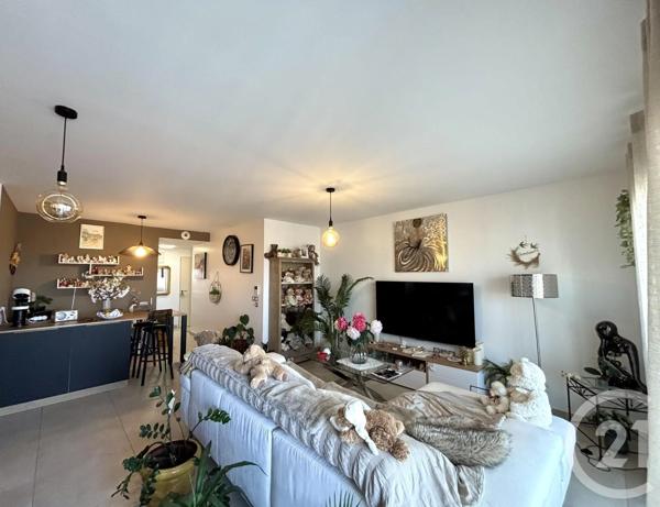 Appartement T3 à vendre  3 pièces - 70 m 2   VALENCE  - 26