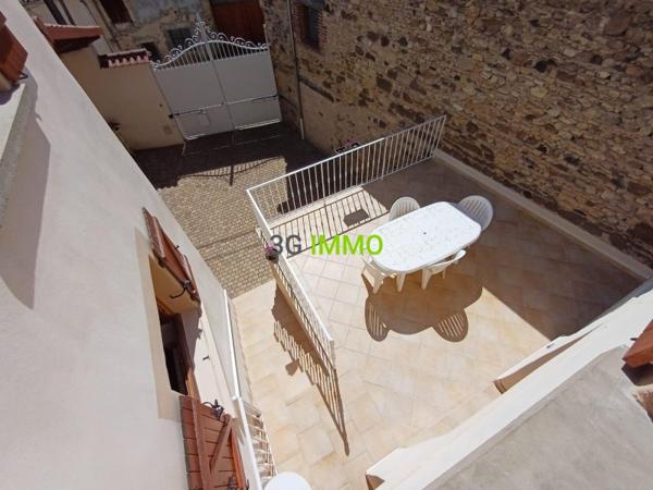 Vente / Maison avec dépendance à Vertaizon (63910)