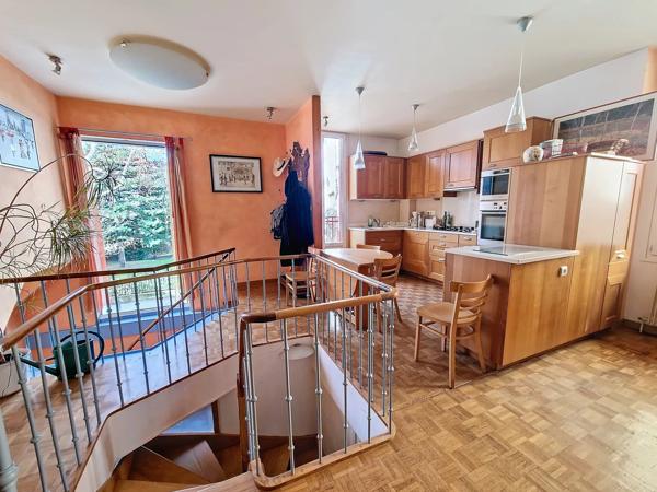 Maison de charme 200 m² / Secteur Clinique Mutualiste Grenoble