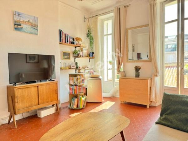 Appartement Marseille 4 pièce(s) 75 m² Terrasse 10 m² VAUBAN PREFECTURE