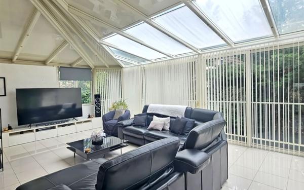 Maison à vendre    6 pièces • 203,03 m2 Neuilly-Plaisance
