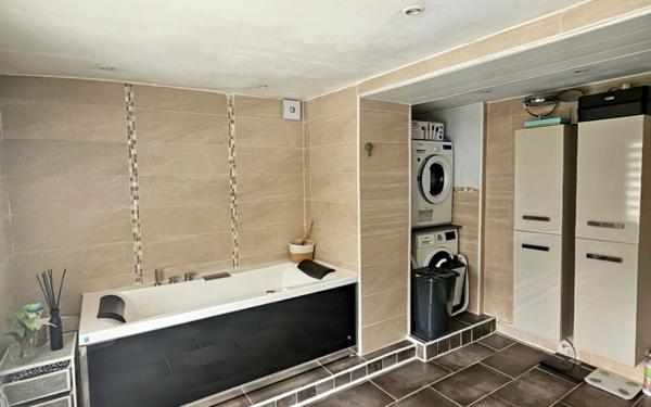 Maison à vendre    6 pièces • 203,03 m2 Neuilly-Plaisance
