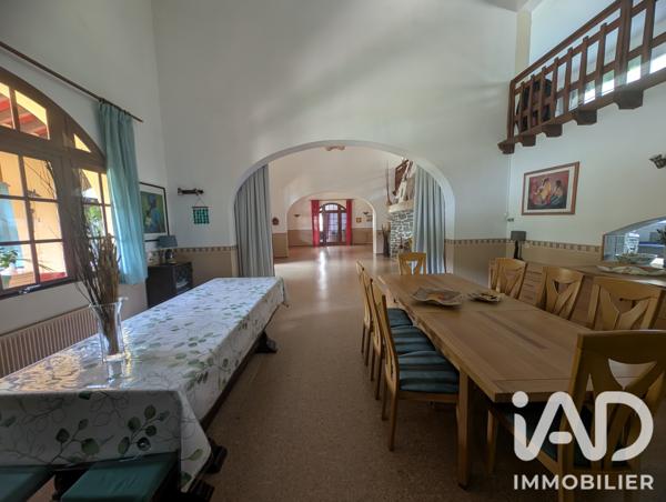 Maison à vendre 10 pièces 350 m² Arles-sur-Tech