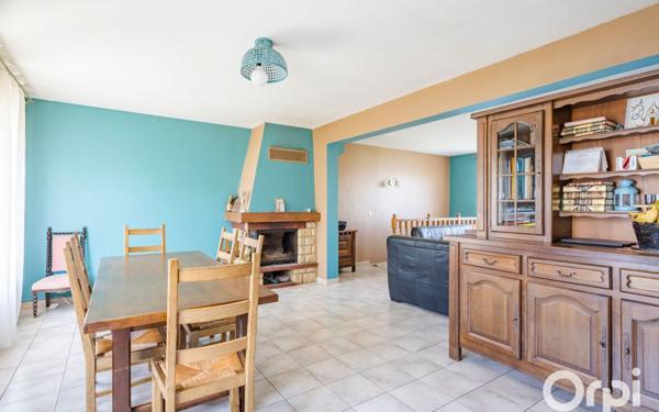 Maison à vendre    4 pièces • 83 m2 Coubron