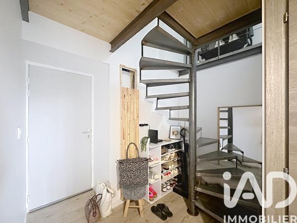 Studio à vendre 50,15 m² Porte des Pierres Dorées