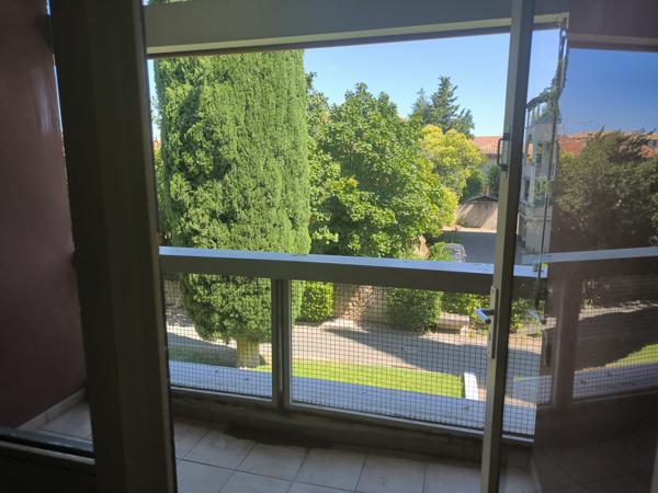 À Orange(84100) CENTRE au CALME T4 STANDING 113 m 2 avec 3 chambres résidence sécurisée+ GARAGE 18m2 /CAVE