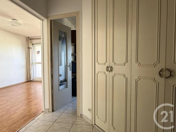 Appartement T3 à vendre  3 pièces - 53,43 m 2   ECHIROLLES  - 38