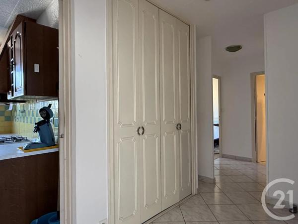 Appartement T3 à vendre  3 pièces - 53,43 m 2   ECHIROLLES  - 38