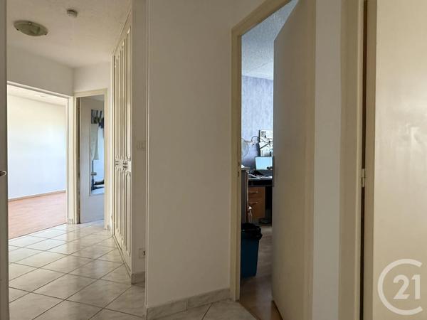 Appartement T3 à vendre  3 pièces - 53,43 m 2   ECHIROLLES  - 38