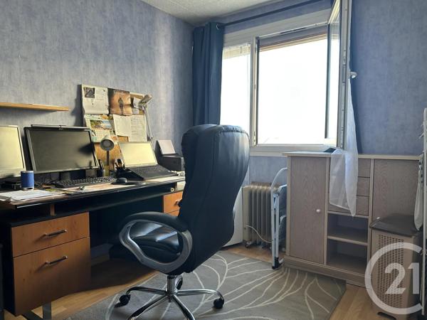 Appartement T3 à vendre  3 pièces - 53,43 m 2   ECHIROLLES  - 38