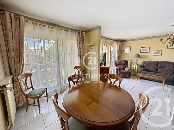 Appartement T6 à vendre  6 pièces - 119,62 m 2   LYON  - 69009
