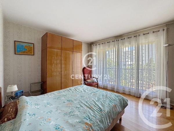 Appartement T6 à vendre  6 pièces - 119,62 m 2   LYON  - 69009