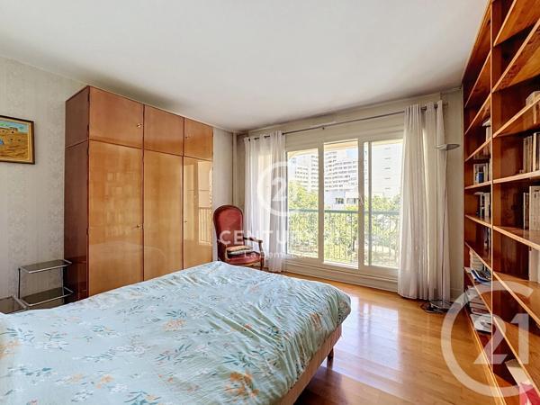 Appartement T6 à vendre  6 pièces - 119,62 m 2   LYON  - 69009