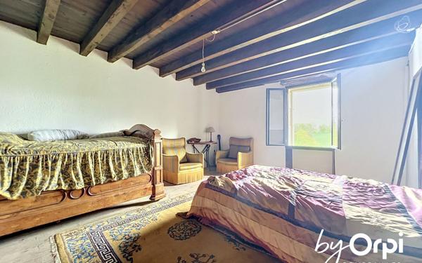 Maison à vendre    3 pièces • 127,23 m2 Espinasse
