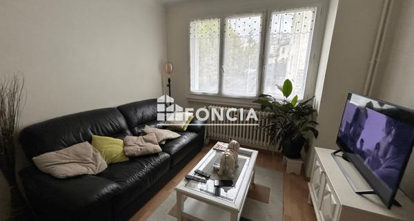 Location Appartement 2 pièces 41.87 m² - Rodez 12000