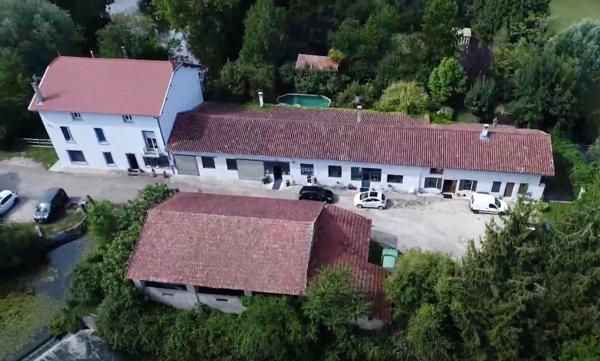 Dpt Ain (01), à vendre proche de MONTREVEL EN BRESSE moulin P28