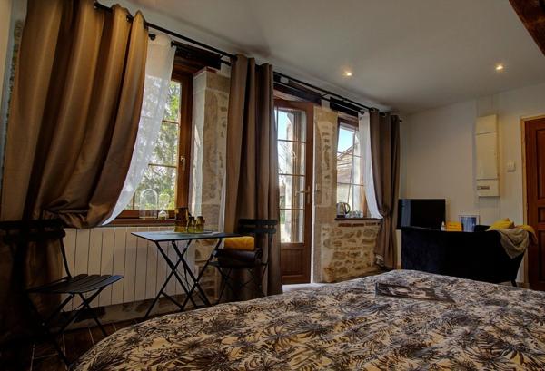 Dpt Ain (01), à vendre proche de MONTREVEL EN BRESSE moulin P28