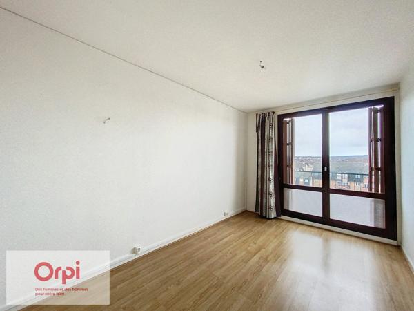 Appartement à louer    2 pièces • 61,24 m2 Montluçon