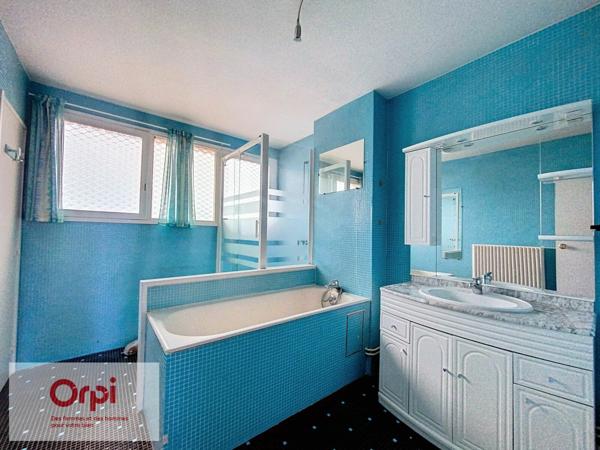 Appartement à louer    2 pièces • 61,24 m2 Montluçon