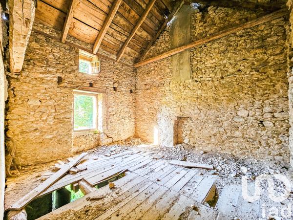 Maison à vendre 4 pièces 85 m² Vézins-de-Lévézou