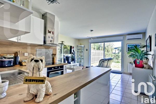 Maison 2 pièces de 54 m² à Parempuyre (33290)