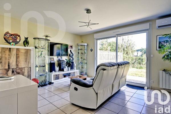 Maison 2 pièces de 54 m² à Parempuyre (33290)