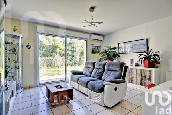 Maison 2 pièces de 54 m² à Parempuyre (33290)