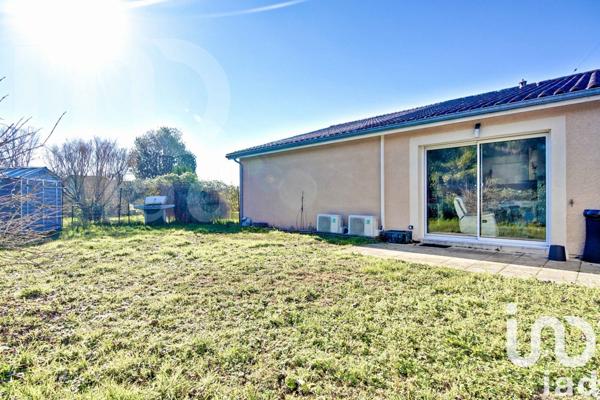 Maison 2 pièces de 54 m² à Parempuyre (33290)