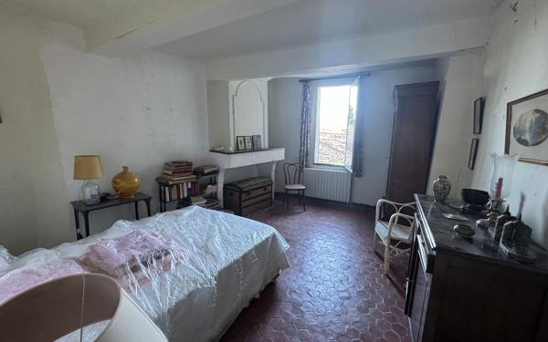 Maison à vendre    5 pièces •  Moustiers-Sainte-Marie