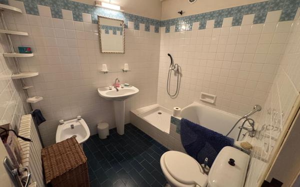 Maison à vendre    5 pièces •  Moustiers-Sainte-Marie