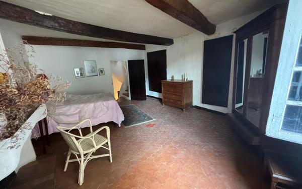 Maison à vendre    5 pièces •  Moustiers-Sainte-Marie