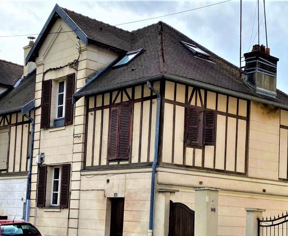 Loges-en-Josas (78350) appartement 3 pièces en duplex avec jardin limite Jouis en Josas/ Les Loges en Josas