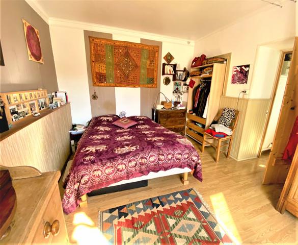 Loges-en-Josas (78350) appartement 3 pièces en duplex avec jardin limite Jouis en Josas/ Les Loges en Josas