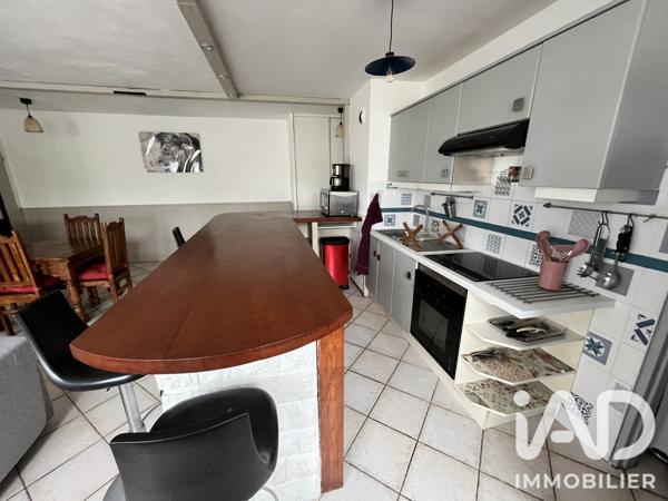 Location studio 78 m² Trappes